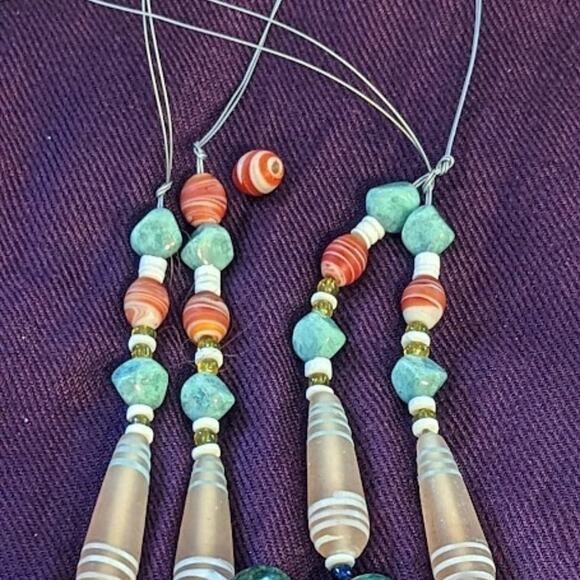 Gemstones & Beads (5) - Picture 2 of 3